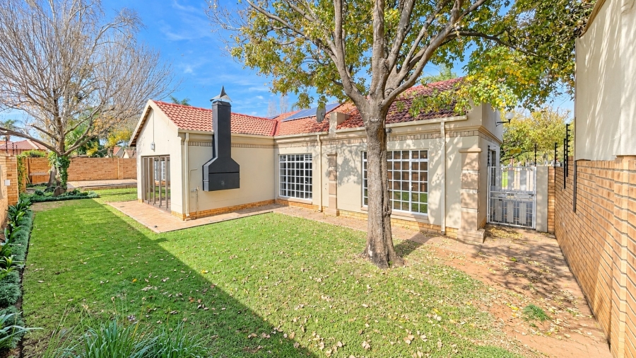 3 Bedroom Property for Sale in Wilkoppies North West